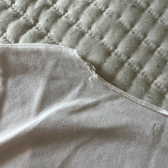 Brandy Melville Gina Top - Picture 4 of 4